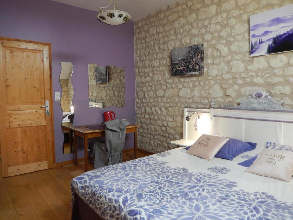 Bed and Breakfast Les Quatre Saisons Antogny-le-Tillac Exteriér fotografie